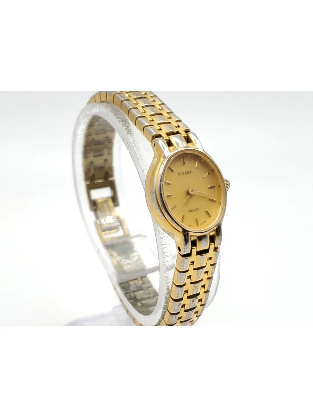Pulsar Quartz Watch Women New Battery Gold Tone Oval